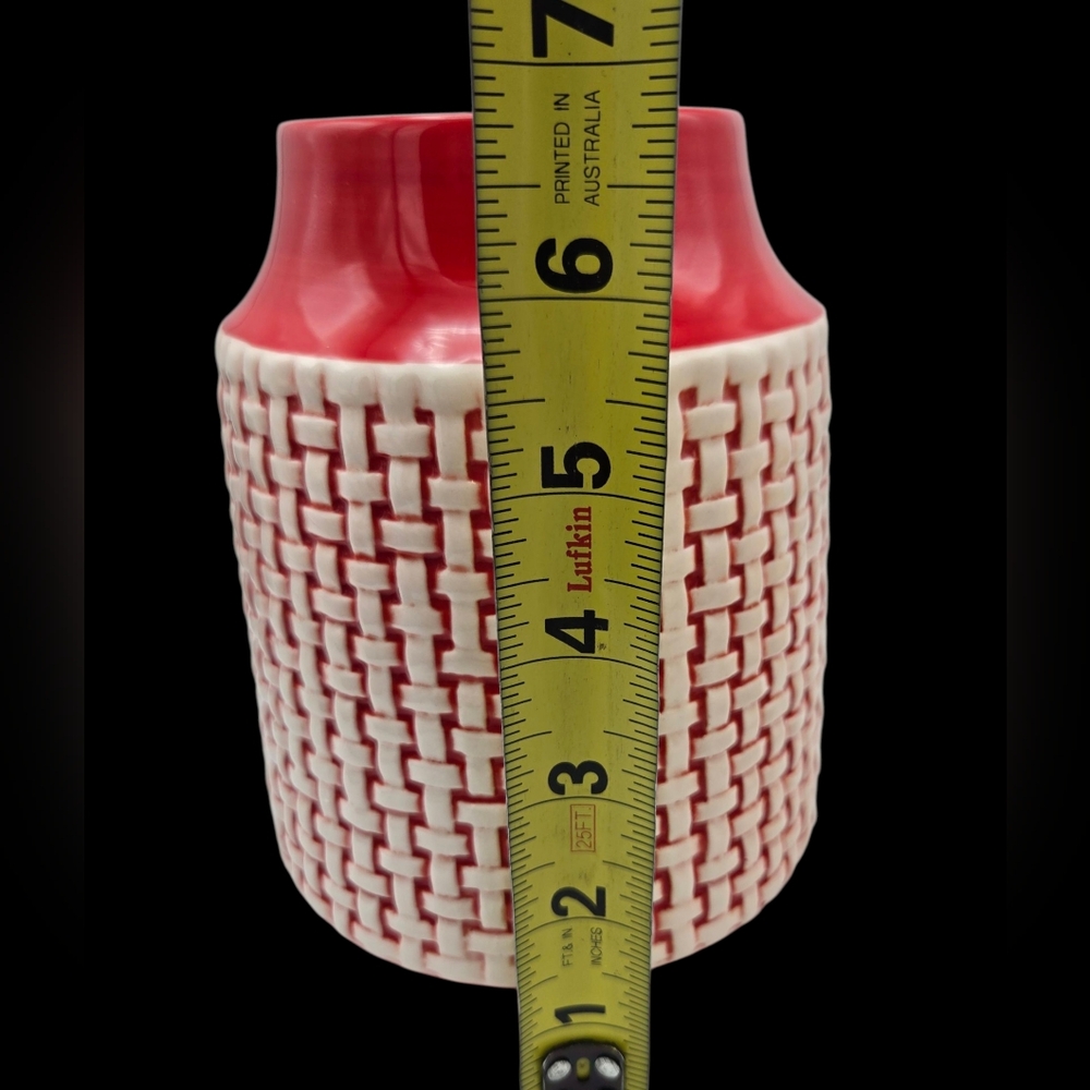 Retro Vintage Ceramic Red White Basket Weave Decorative Vase - Picture 8 of 8